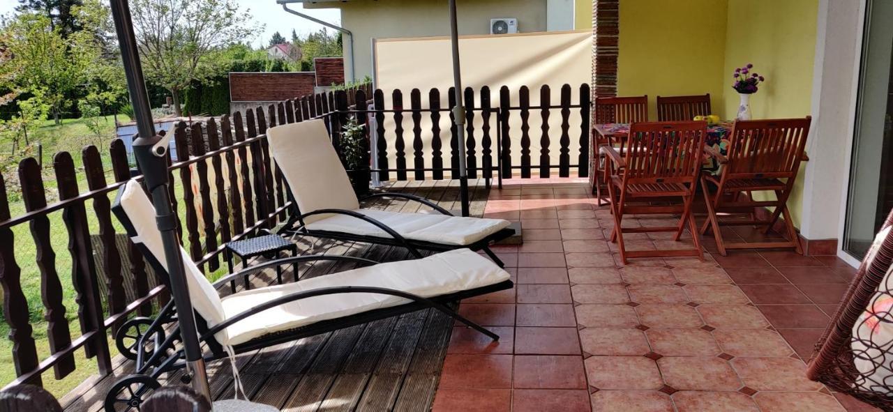 Kovacs Vendeghaz Vonyarcvashegy Villa Bagian luar foto
